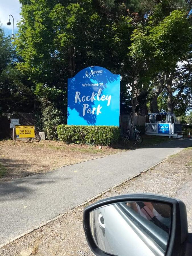 浦耳 Haven Rockley Park,Lytchett Bay View酒店 外观 照片